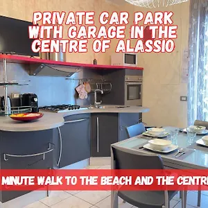 Private Garage, 300m From Sea In Centre Appartamento